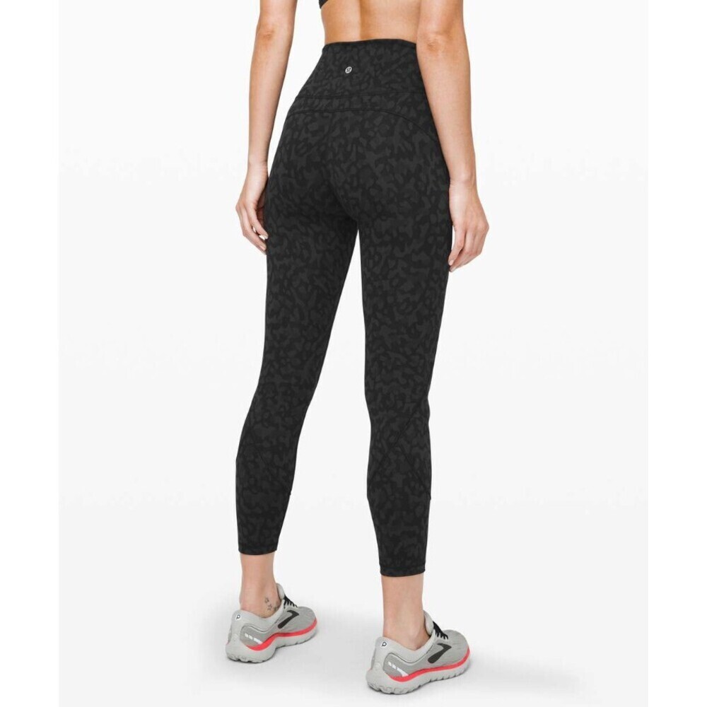 Lululemon In Movement Tight 25" *Everlux Formation Camo Deep Coal Multi Size 4 - Picture 2 of 9